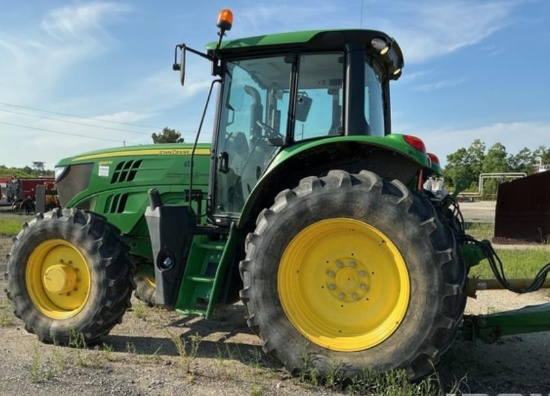 2022 JOHN DEERE 6145R AGRICULTURAL TRACTOR SN:KMH124740 4x4, powered by John Deere diesel engine,