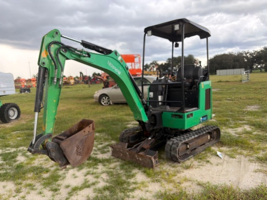 JCB 19C1ETEC HYDRAULIC EXCAVATOR SN:JCB8GAB1CK2801974 electric powered, equipped with OROPS, front
