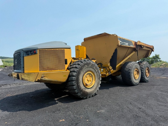 JOHN DEERE 410E ARTICULATED HAUL TRUCK SN:1DW410ETTCE644014 6x6, powered by John Deere diesel