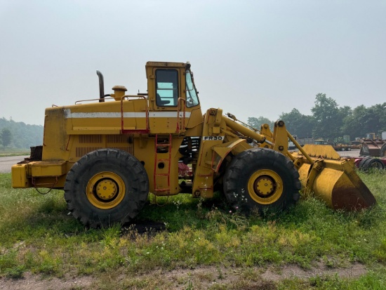 FIAT ALLIS FR30 RUBBER TIRED LOADER SN:47C-00119 powered by Cummins diesel engine, equipped with
