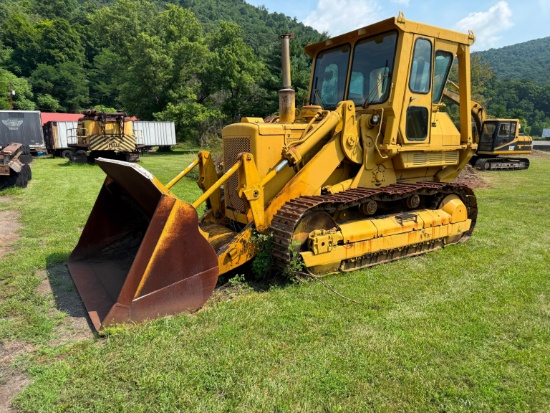 CAT 977L CRAWLER LOADER powered by Cat 3306 diesel engine, equipped with OROPS, GP bucket w/ edge,