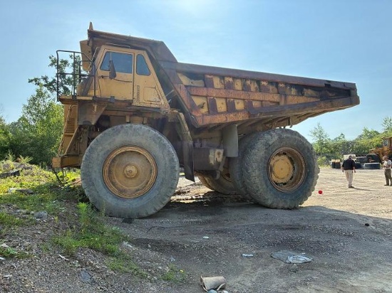 CAT 777B STRAIGHT FRAME HAUL TRUCK SN:4YC0894 powered by Cat 3508 diesel engine, equipped with Cab,
