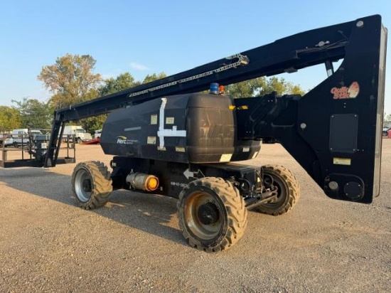 JLG 800AJ BOOM LIFT SN:300210066 4x4, powered by dual fuel engine, equipped with 80ft. Platform