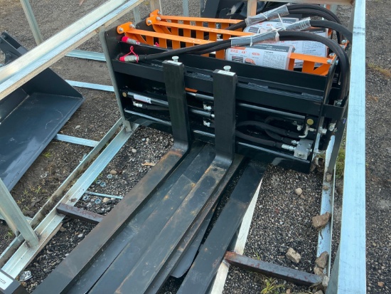 NEW WOLVERINE PFA-11-3300G 48IN. HYDRAULIC ADJUSTABLE PALLET FORKS SKID STEER ATTACHMENT