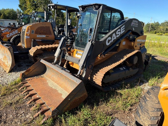 NEW UNUSED CASE DL550 RUBBER TRACKED SKID STEER powered by diesel engine, 115hp, equipped with