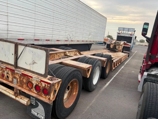 TRAILKING DETACHABLE GOOSENECK TRAILER equipped with 50 ton capacity, triaxle.