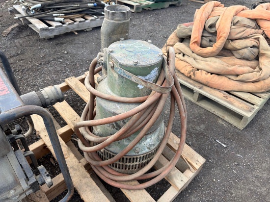 Flygt 2102.040 Submersible Pump, 460v, 500 Gpm Support Equipment