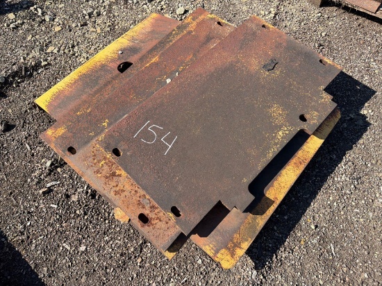PALLET OF STEEL PLATE SUPPORT EQUIPMENT