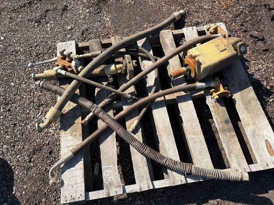 PALLET OF ASSORTED HYDRAULIC LINES & HYDRAULIC MOTOR SUPPORT EQUIPMENT