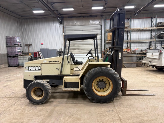INGERSOLL RAND RT706HRT ROUGH TERRAIN FORKLIFT SN:176413 4x4, powered by Cummins 4.5 diesel engine,