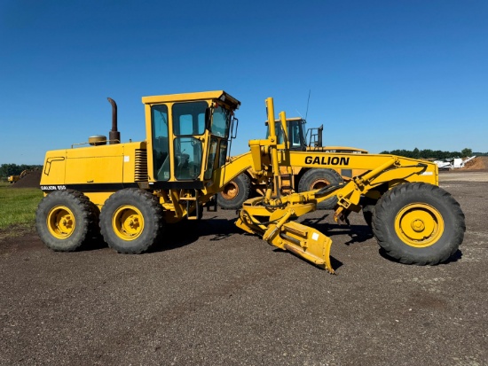 KOMATSU/GALION 850 MOTOR GRADER SN:U210153 powered by Komatsu diesel engine, equipped with EROPS,
