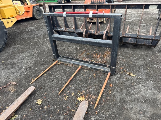 HAY SPEAR works with lot 265B, coupler, fork carriage.
