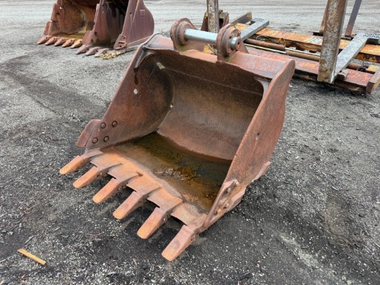 CAT 48IN. DIGGING BUCKET EXCAVATOR BUCKET