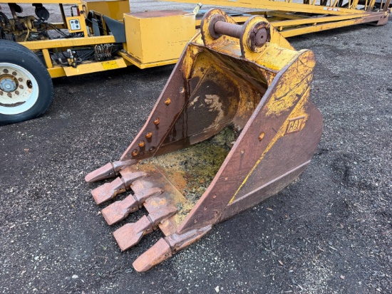 CAT 42IN. DIGGING BUCKET EXCAVATOR BUCKET fits Cat 320/322.