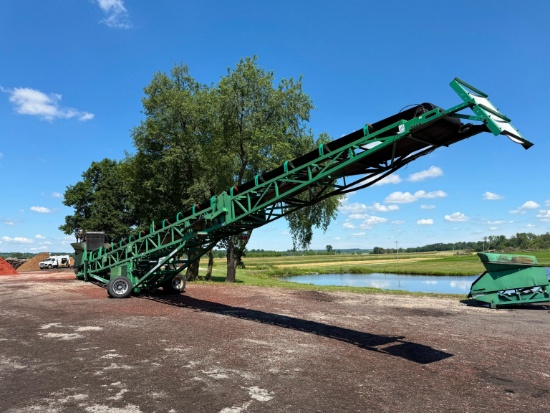 MCCLOSKEY 36X80ST RADIAL STACKING CONVEYOR CONVEYORS & STACKER SN:82809 powered by Kubota diesel