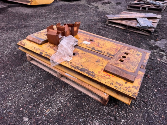 UNUSED CAT 980 BOLT ON CUTTING EDGE SUPPORT EQUIPMENT
