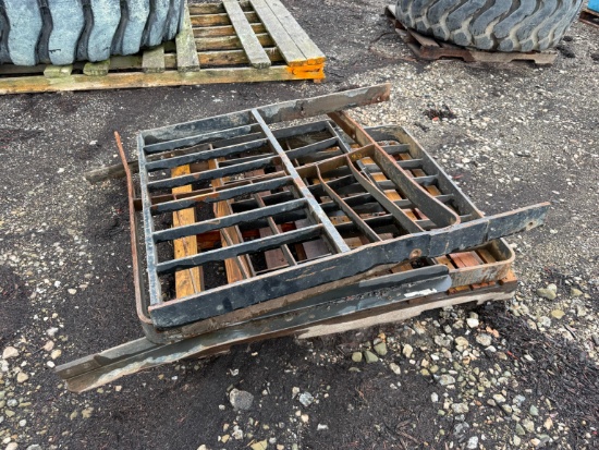 (3) FORK CARRIAGE SCREENS SUPPORT EQUIPMENT