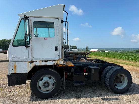 2005 OTTAWA YT30 YARD HORSE SN:311269 powered by Cummins diesel engine, equipped with automatic