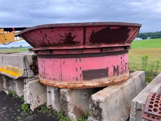 MORBARK 1300 TUB GRINDER ATTACHMENT w/ new tub cover.