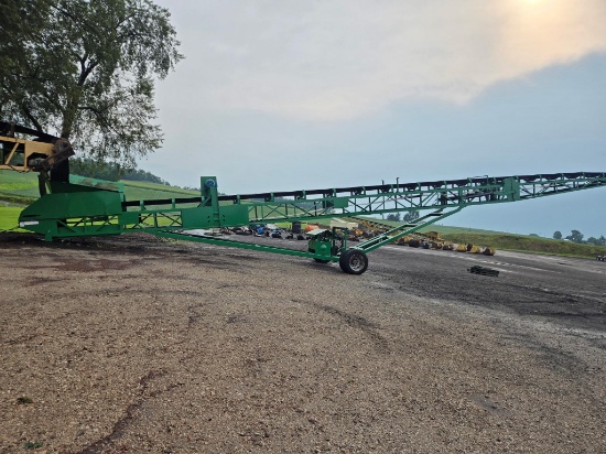 MCCLOSKEY 36X80E RADIAL STACKING CONVEYOR CONVEYORS & STACKER SN:80547 electric powered, equipped