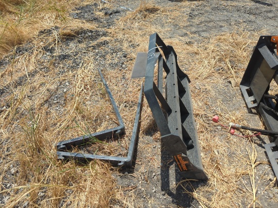 NEW LANDHONOR MPF-11-2000G 50IN. PALLET FORKS MINI TRACK LOADER ATTACHMENT