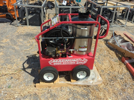 NEW EASY KLEEN MAGNUM GOLD PRESSURE WASHER powered by gas engine, equipped with 4000PSI, 12Volt,