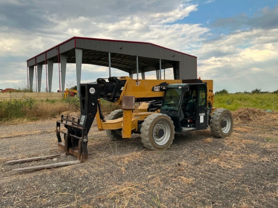 CAT TL1055C TELESCOPIC FORKLIFT SN:OKDE01170 4x4, powered by Cat diesel engine, equipped with OROPS,