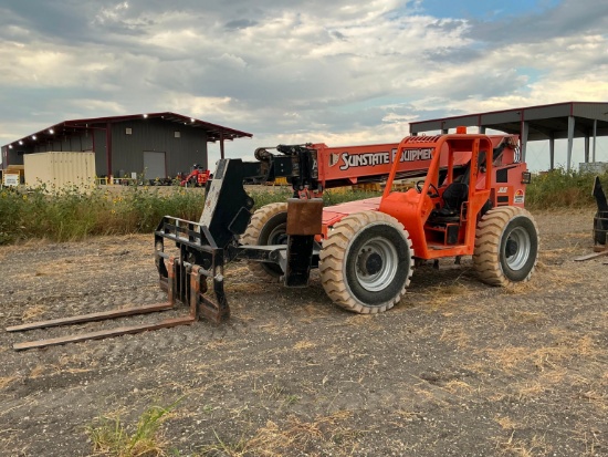 SKYTRAK 10054 TELESCOPIC FORKLIFT SN:160082495 4x4, powered by diesel engine, equipped with OROPS,