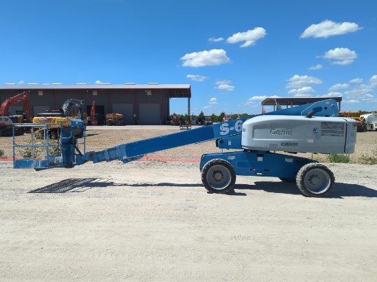 GENIE S60X BOOM LIFT SN:30108 4x4, powered by diesel engine, equipped with 60ft. Platform height,