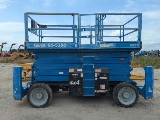 GENIE GS5390 SCISSOR LIFT SN:50988 4x4, powered by diesel engine, equipped with 53ft. Platform