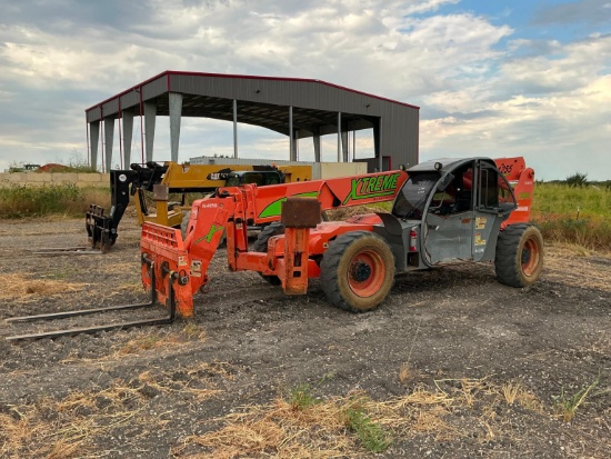 XTREME XR1255 TELESCOPIC FORKLIFT SN:XR1255111592999 4x4, powered by diesel engine, equipped with