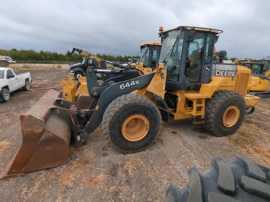 JOHN DEERE 644K RUBBER TIRED LOADER SN:659850 powered by John Deere diesel engine, equipped with
