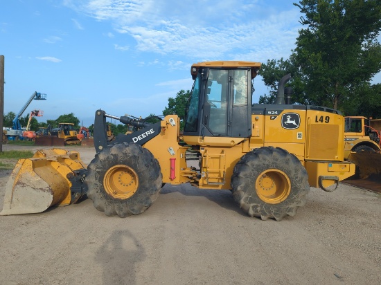 2022 JOHN DEERE 624P RUBBER TIRED LOADER SN:NLZ14077 powered by John Deere diesel engine, equipped