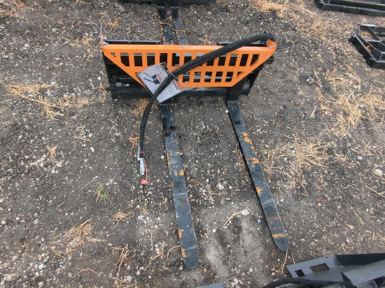 NEW LANDHONOR HPF-11-3000G HYDRAULIC PALLET FORKS NEW SUPPORT EQUIPMENT