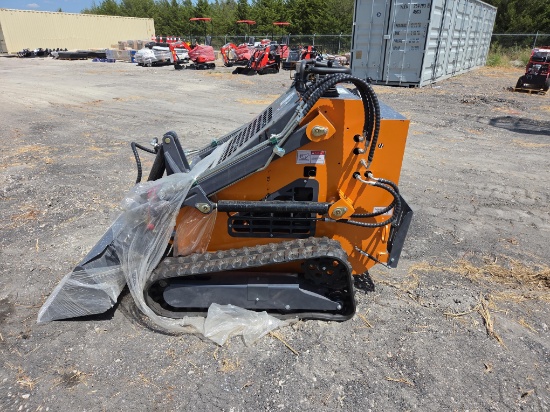NEW LANDHONOR LHR-ME380R2 MINI TIRED LOADER powered by diesel engine, equipped with auxiliary