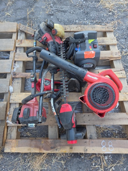 PALLET OF: 1 RYOBI 1600 PSI ELECTRIC PRESSURE WASHER, HOMELITE LEAF BLOWER GAS, TORO WEEDEATER, TROY