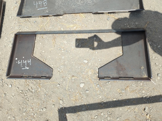 NEW WOLVERINE QMP1-16-10T 3/8IN. QUICK TACH CUT-OUT MOUNT PLATE SKID STEER ATTACHMENT