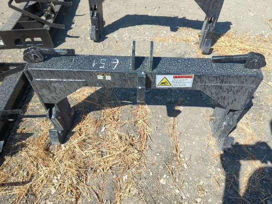 NEW WOLVERINE TR-26-02C CLASS 2 QUICK HITCH SKID STEER ATTACHMENT