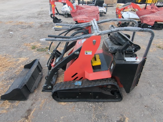 NEW SDLANCH SSL580 MINI TRACK LOADER, SN:350308 powered by gas engine, equipped with auxiliary