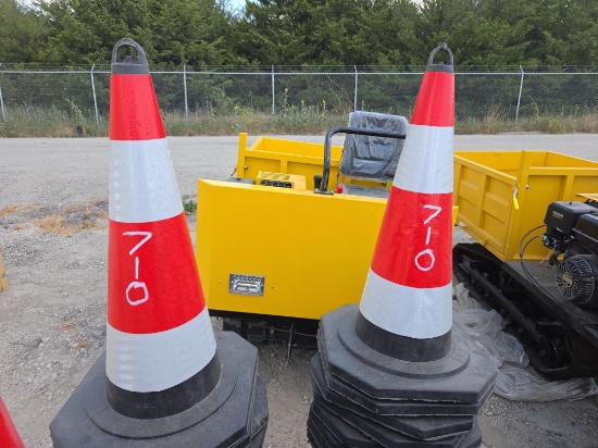 NEW SDLANCH (50) TRAFFIC CONES NEW SUPPORT EQUIPMENT