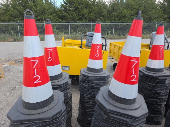 NEW SDLANCH (50) TRAFFIC CONES NEW SUPPORT EQUIPMENT