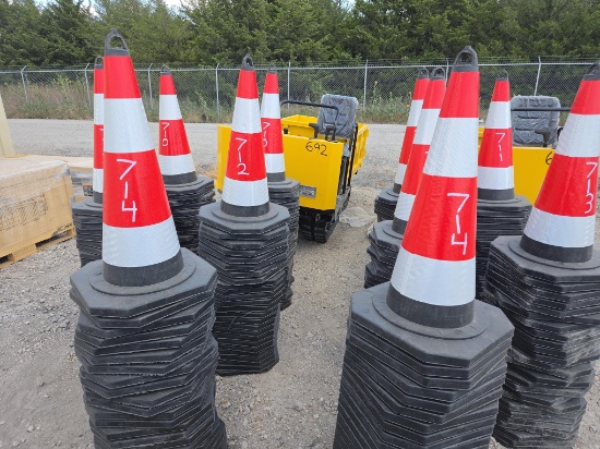 NEW SDLANCH (50) TRAFFIC CONES NEW SUPPORT EQUIPMENT
