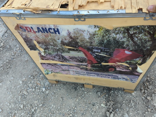 NEW SDLANCH WOOD CHIPPER NEW SUPPORT EQUIPMENT