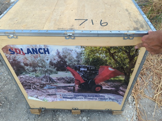 NEW SDLANCH WOOD CHIPPER NEW SUPPORT EQUIPMENT