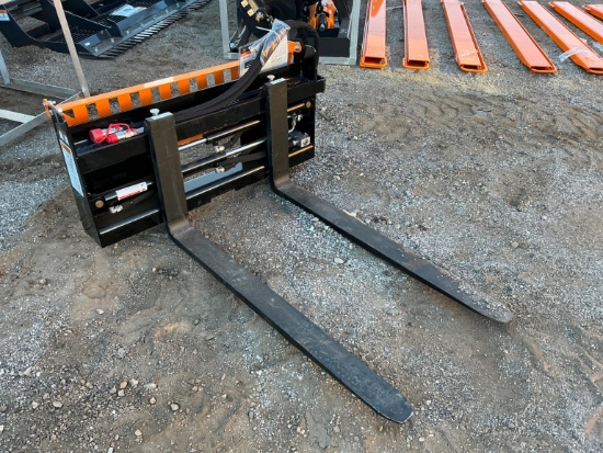 NEW WOLVERINE PFA-11-3300G 48IN. HYDRAULIC ADJUSTABLE PALLET FORKS SKID STEER ATTACHMENT