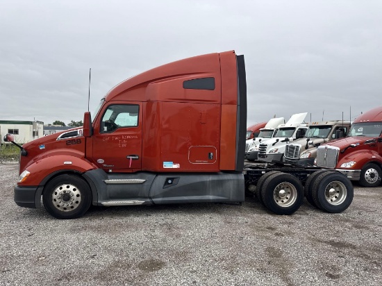 2019 KENWORTH T680 TRUCK TRACTOR VN:1XKYDP9X2KJ236568 powered by Paccar MX-13 diesel engine, 455hp,