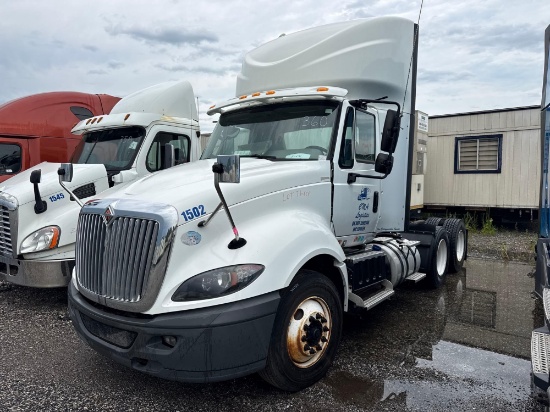 2015 INTERNATIONAL PROSTAR 122 TRUCK TRACTOR VN:1HSDJAPR8FH746402 powered by Cummins ISX15 415 ST2