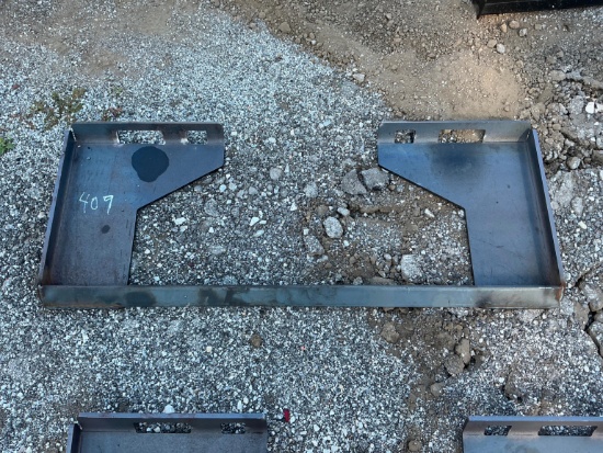 NEW WOLVERINE QMP1-16-10T 3/8IN. QUICK TACH CUT-OUT MOUNT PLATE SKID STEER ATTACHMENT