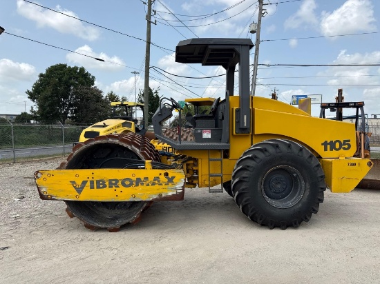 VIBROMAX W1105PD VIBRATORY ROLLER SN:8307300 powered by Cummins 6BT5.9C diesel engine, equipped w...
