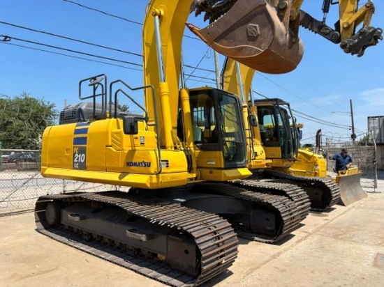 2018 KOMATSU PC210LC-11 HYDRAULIC EXCAVATOR SN:C80198 powered by Komatsu SA6D107E-3 diesel engine,